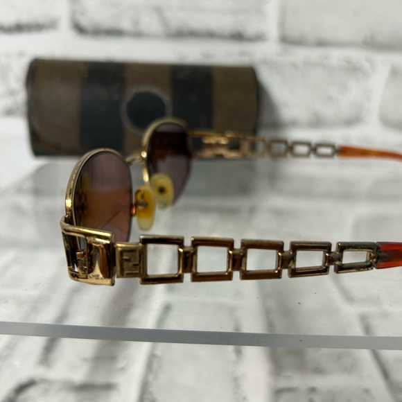 Vintage Fendi Sunglasses Made in Italy 130 Gold Black 90S - Picture 2 of 10